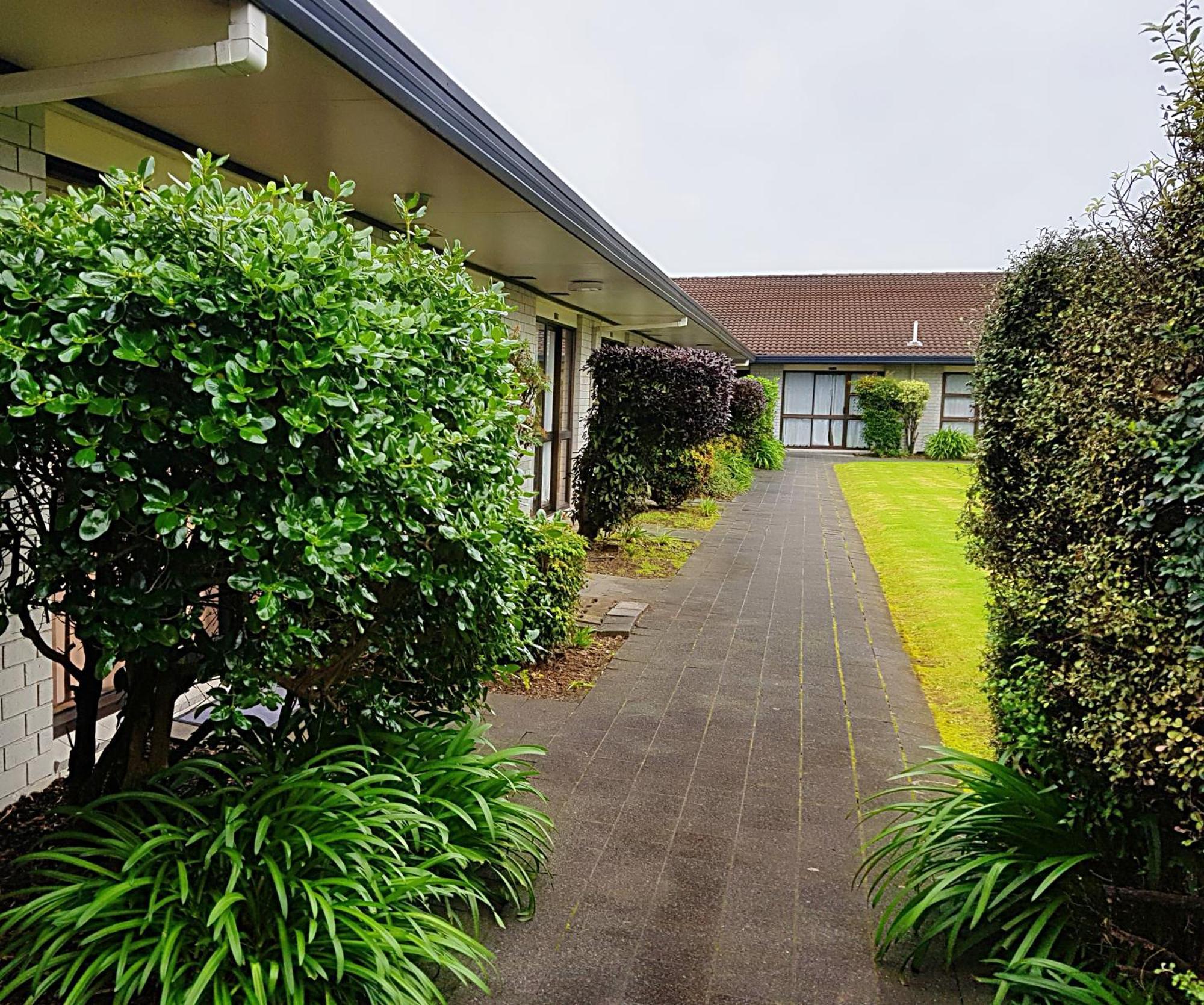 Airport Garden Inn Hotel & Conference Centre Auckland Exterior photo